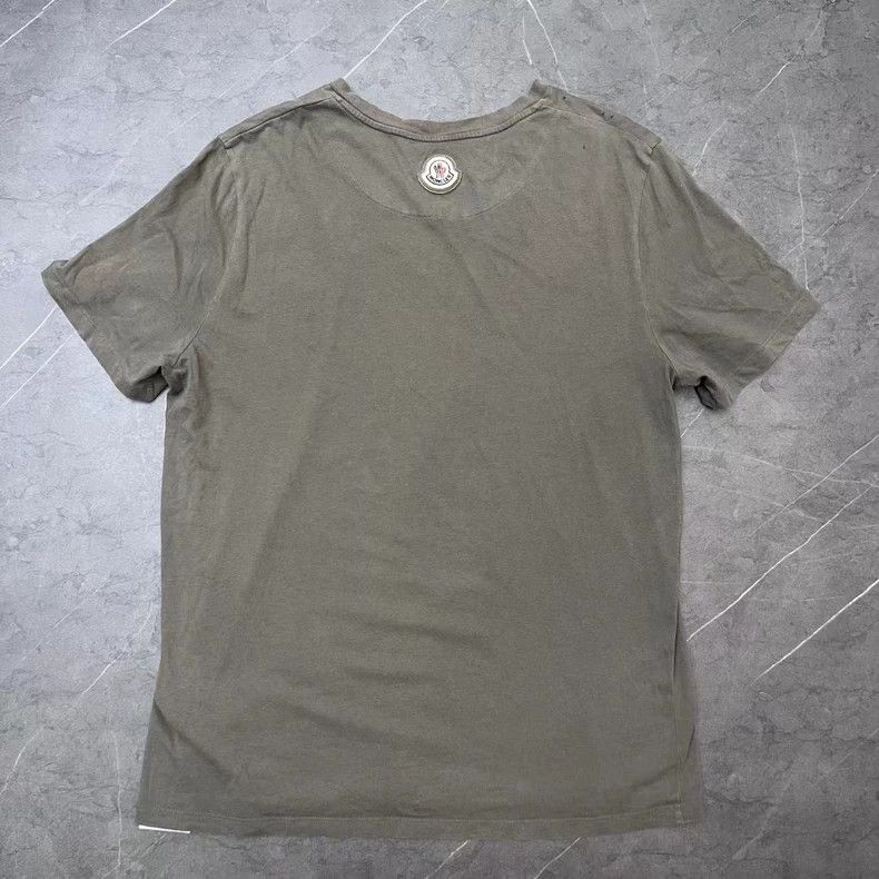 Moncler Moncler Short Sleeve T-Shirt with Graffiti Logo Size US L / EU 52-54 / 3 - 2 Thumbnail