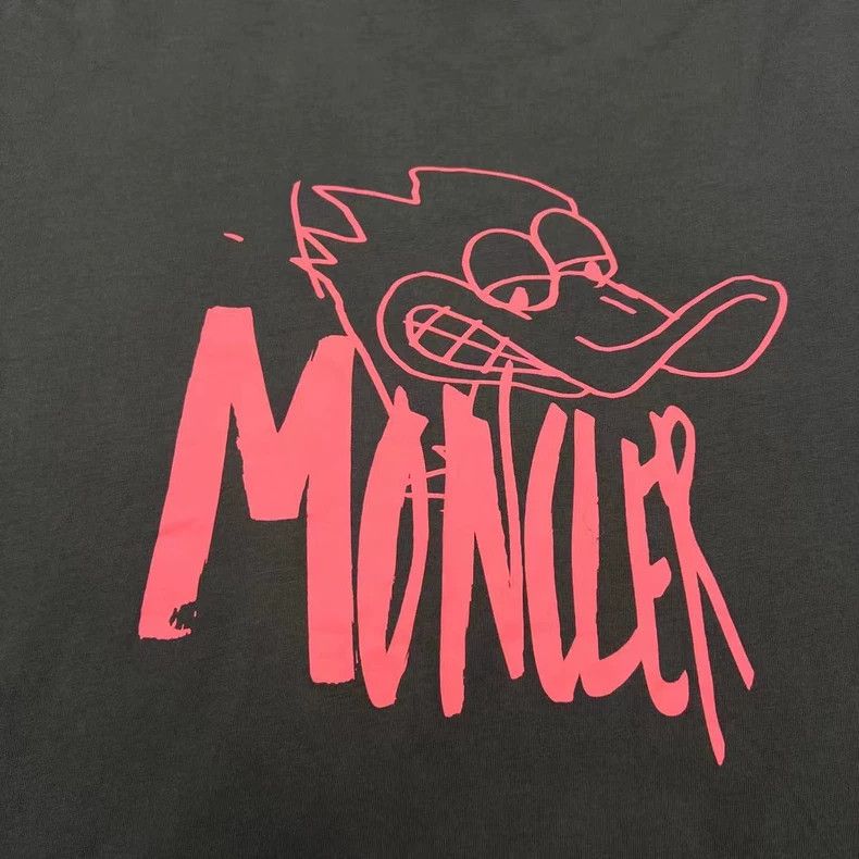 Moncler Moncler Short Sleeve T-Shirt with Graffiti Logo Size US L / EU 52-54 / 3 - 3 Thumbnail