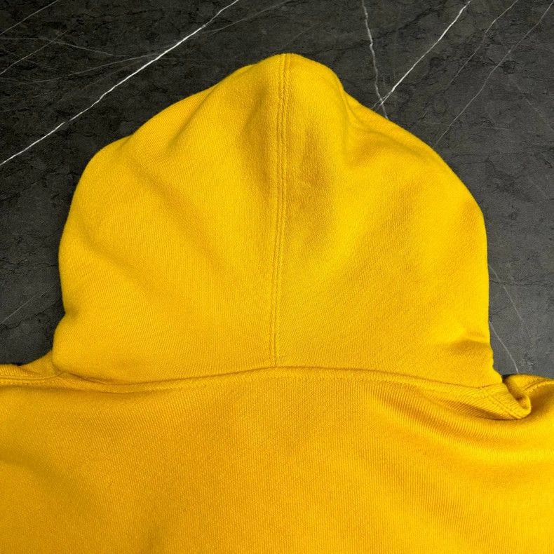 Gucci Gucci Yellow Graffiti Hoodie Size L Size US L / EU 52-54 / 3 - 3 Thumbnail
