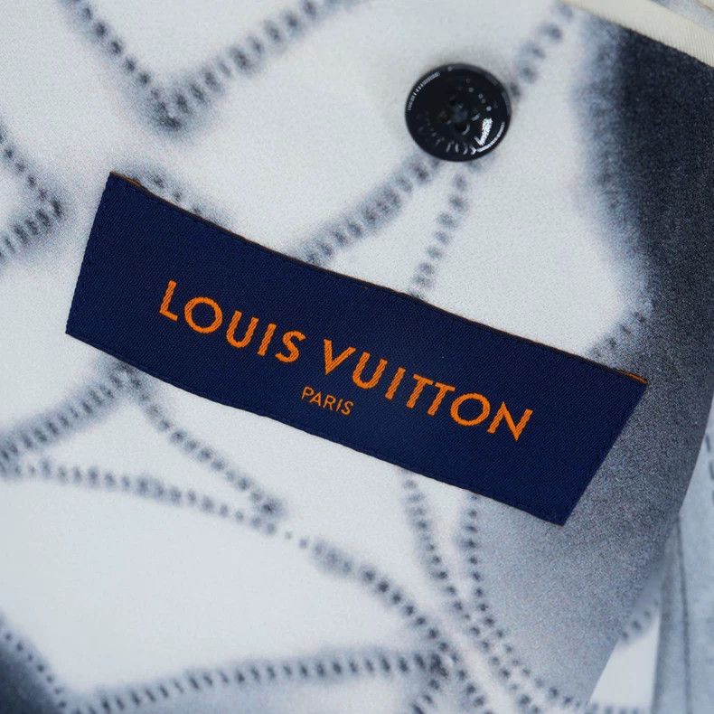 Louis Vuitton Louis Vuitton Black White Floral Print Suit Size US L / EU 52-54 / 3 - 3 Thumbnail