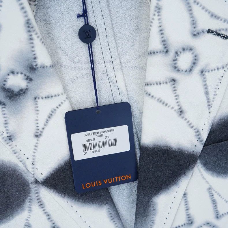 Louis Vuitton Louis Vuitton Black White Floral Print Suit Size US L / EU 52-54 / 3 - 6 Thumbnail