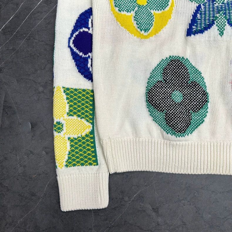 Louis Vuitton Louis Vuitton Colorful Patterned Sweater Size M Size US M / EU 48-50 / 2 - 2 Thumbnail