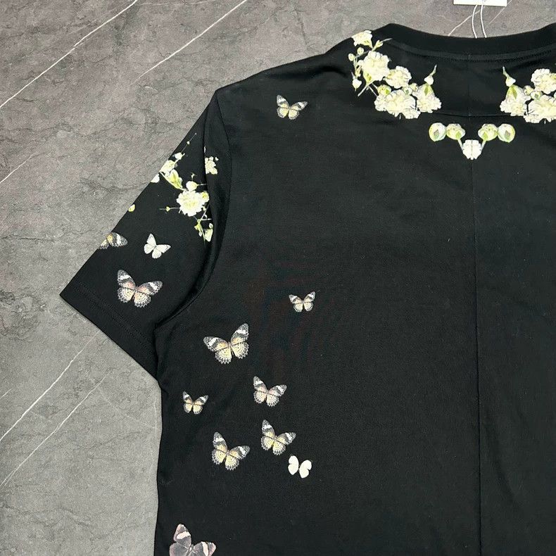 Givenchy Givenchy Short Sleeve T-Shirt with Floral Design Size US S / EU 44-46 / 1 - 4 Thumbnail