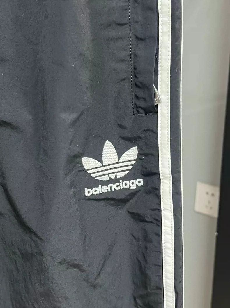 Balenciaga Balenciaga x adidas Nylon Sports Pants Size US 34 / EU 50 - 2 Thumbnail