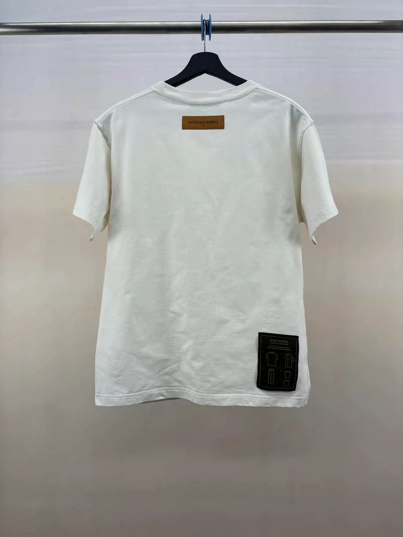 Louis Vuitton Louis Vuitton New Short Sleeve White Shirt Size US XL / EU 56 / 4 - 2 Thumbnail