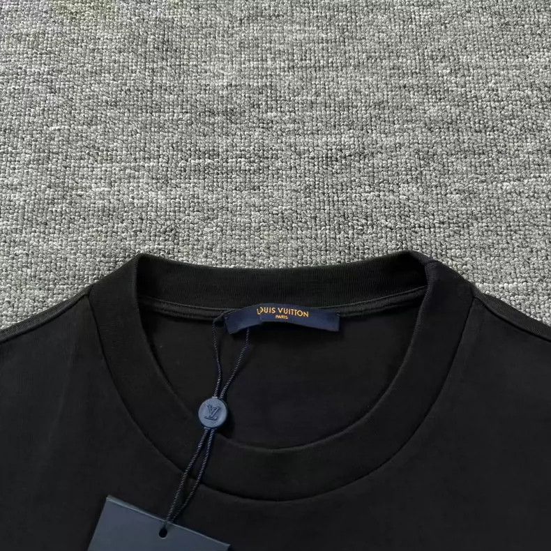 Louis Vuitton LV Black and White Gradient Short Sleeve Shirt Size US S / EU 44-46 / 1 - 3 Thumbnail