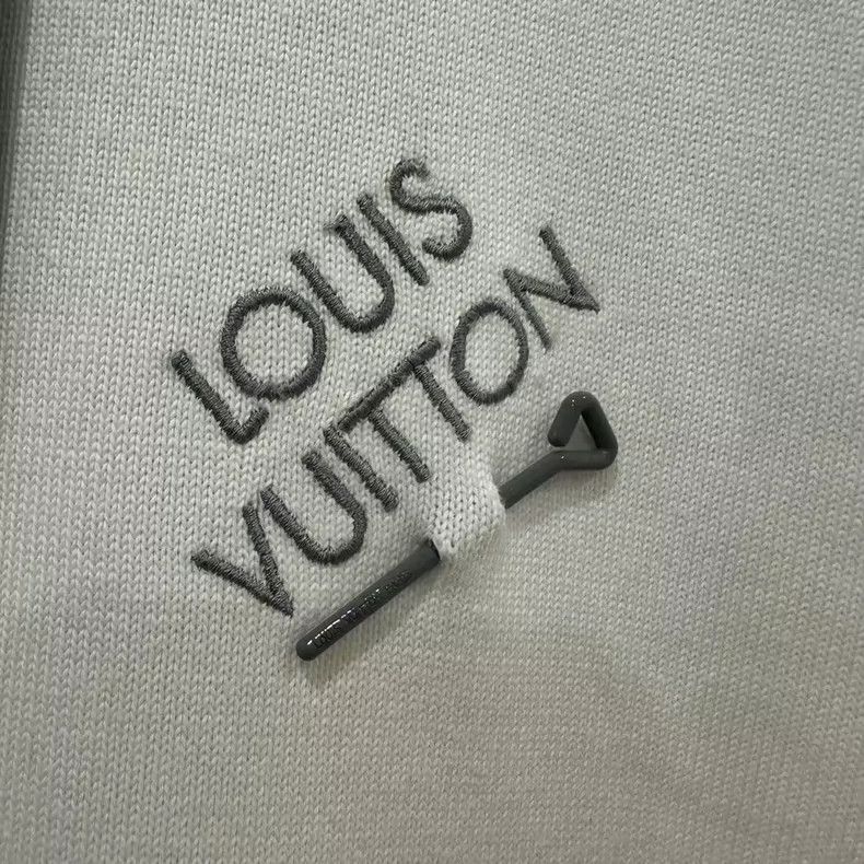 Louis Vuitton Louis Vuitton Embroidered Logo Short Sleeve Shirt Size US M / EU 48-50 / 2 - 4 Thumbnail