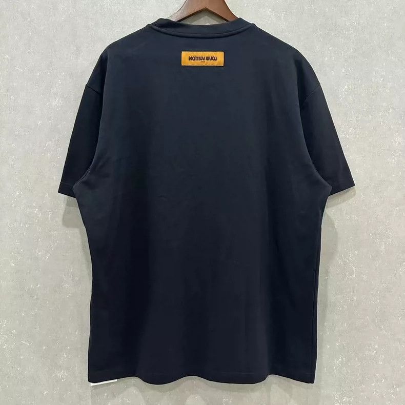 Louis Vuitton Louis Vuitton Collaboration Beaded Logo Short Sleeve Size US XXL / EU 58 / 5 - 2 Thumbnail