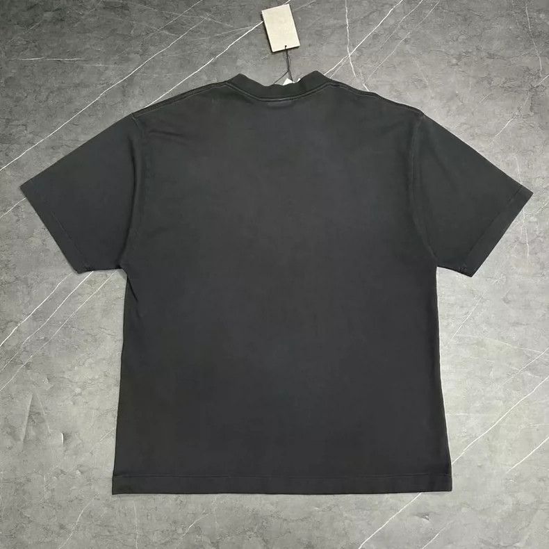 Balenciaga Balenciaga Graphic T-Shirt in Black Color Size US S / EU 44-46 / 1 - 2 Thumbnail