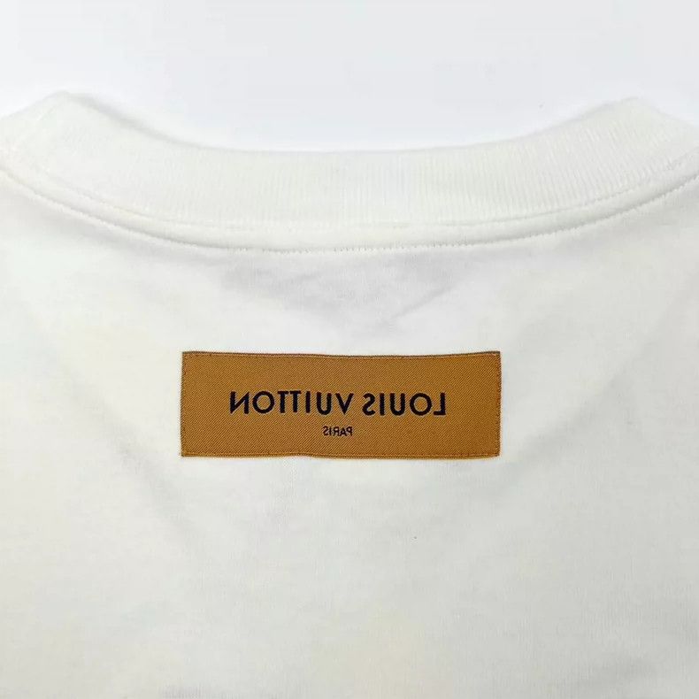 Louis Vuitton Louis Vuitton White Short Sleeve T-Shirt Size US M / EU 48-50 / 2 - 5 Thumbnail