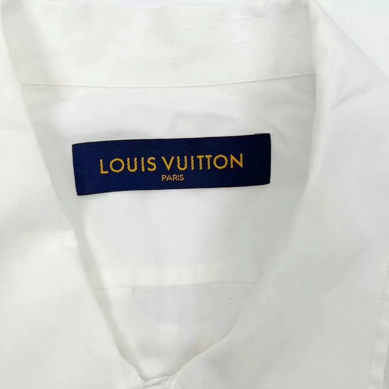 Louis Vuitton Louis Vuitton White Long Sleeve Shirt Size US S / EU 44-46 / 1 - 2 Thumbnail