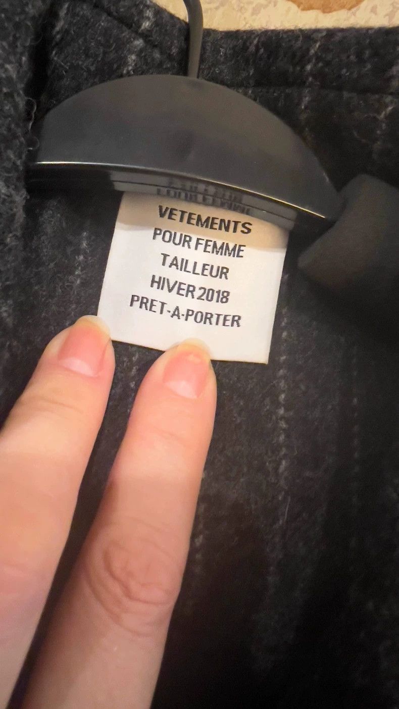 Vetements Vetements Blazer XS for Sale Never Worn-dmc Size US XS / EU 42 / 0 - 9 Thumbnail