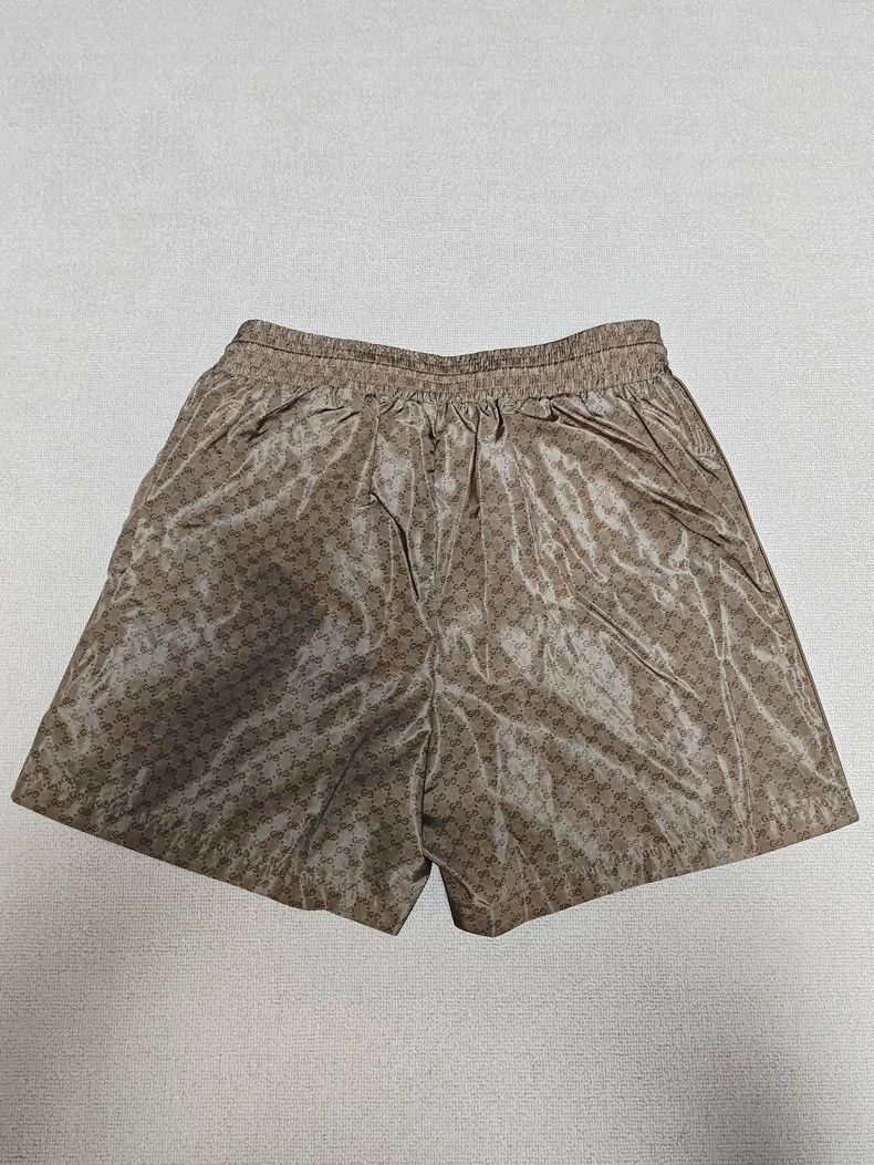 Gucci Gucci Logo Print Casual Shorts-dmc Size US 38 / EU 54 - 2 Thumbnail