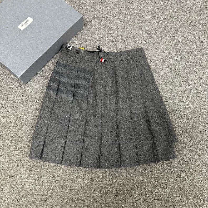 Thom Browne Thom Browne Pleated Wool Cashmere Skirt-dmc Size US 31 - 2 Thumbnail