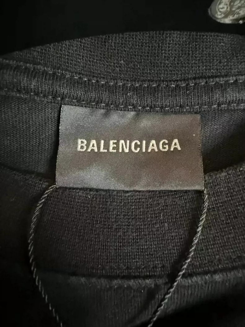 Balenciaga Balenciaga Graffiti Logo Short Sleeve T-shirt Size US S / EU 44-46 / 1 - 3 Thumbnail