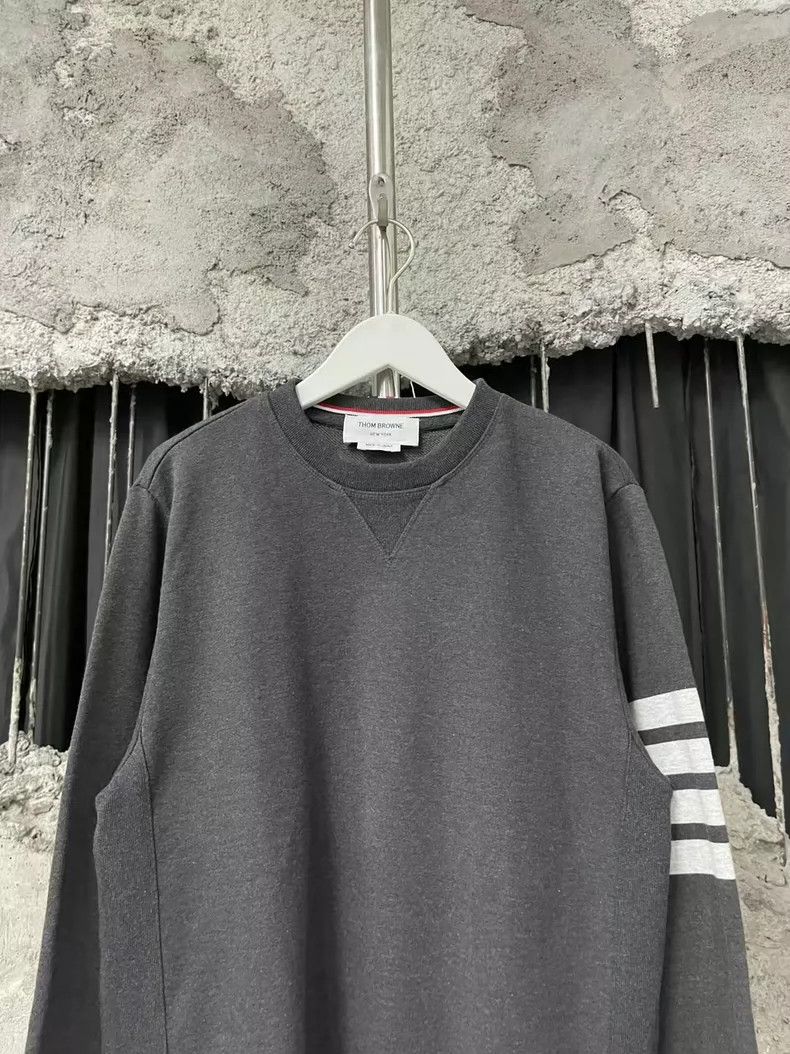 Thom Browne Thom Browne Sweatshirt with Striped Sleeves Size US M / EU 48-50 / 2 - 2 Thumbnail