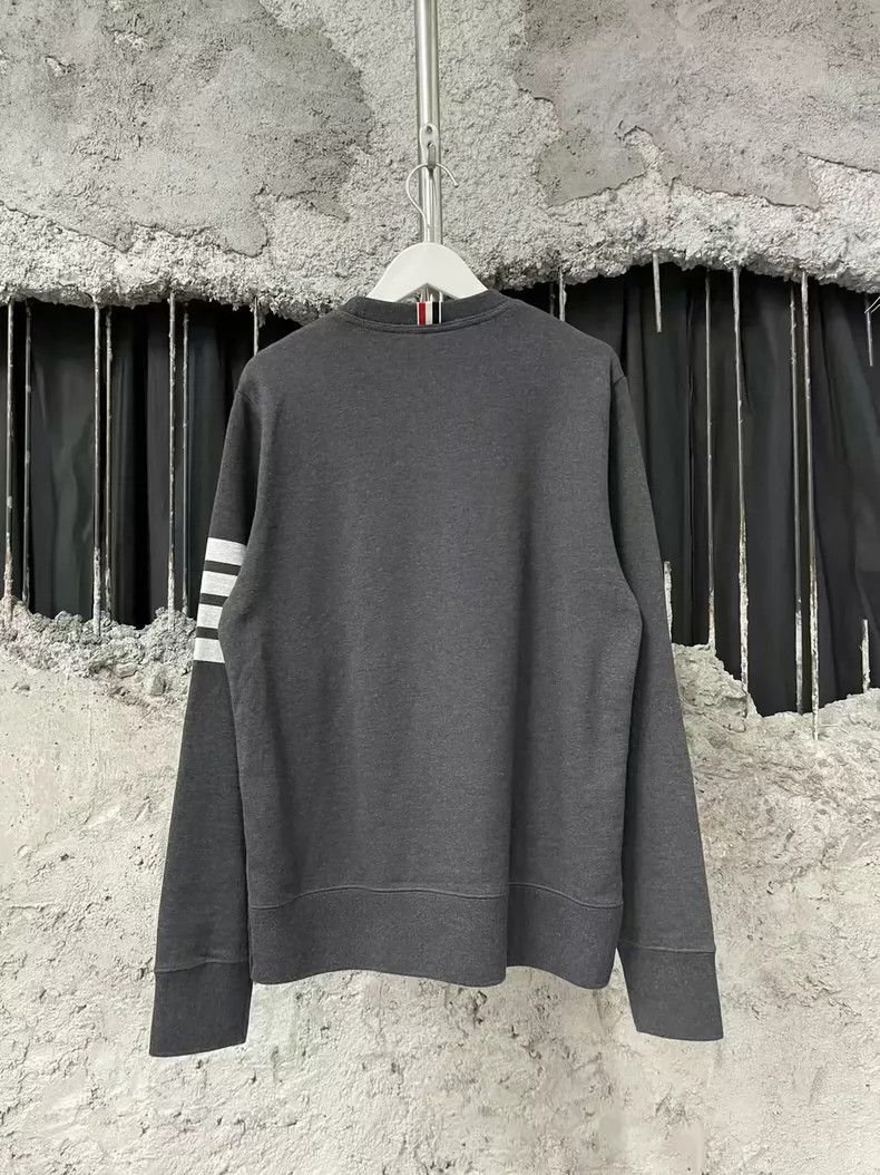 Thom Browne Thom Browne Sweatshirt with Striped Sleeves Size US M / EU 48-50 / 2 - 3 Thumbnail