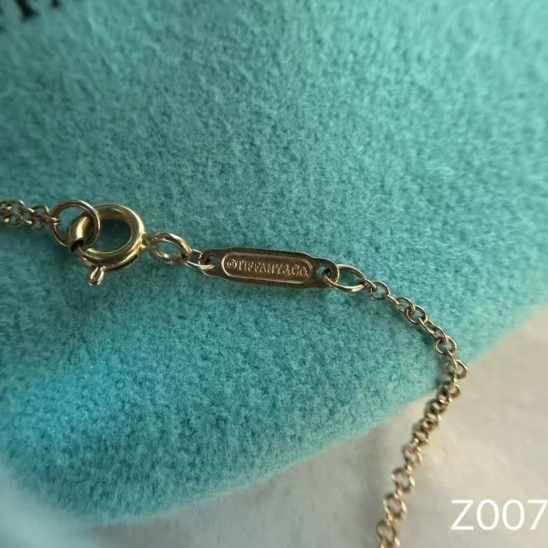 Tiffany & Co. Tiffany Rose Gold Large Smile Pendant Necklace Size ONE SIZE - 5 Thumbnail