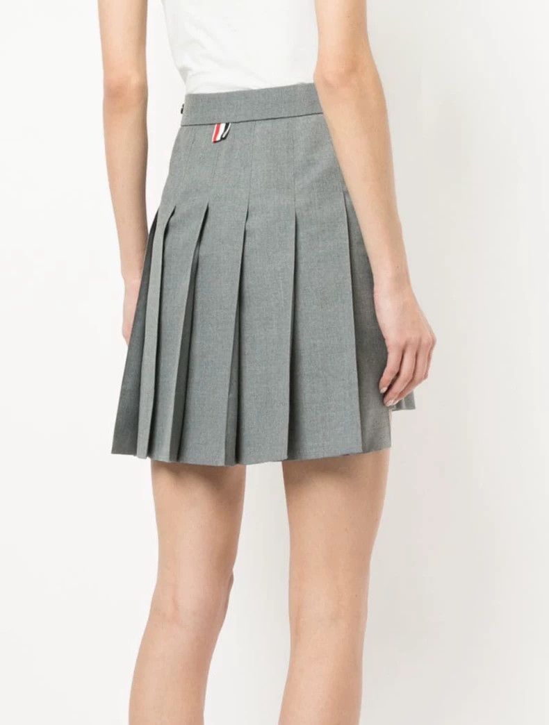 Thom Browne Thom Browne Pleated Skirt Gray Wool-dmc Size US 31 - 6 Thumbnail