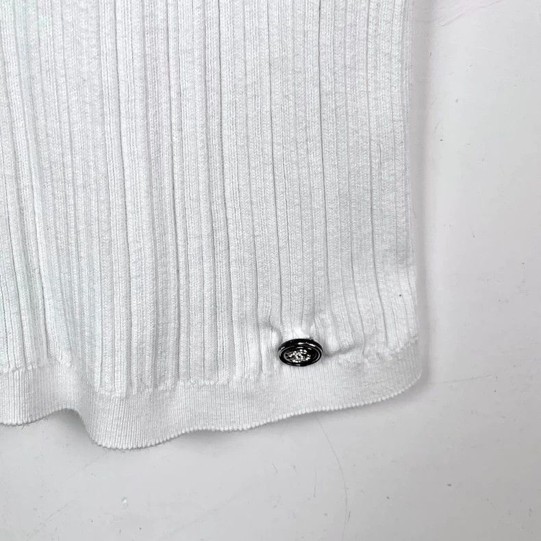 Chanel Chanel White Logo Cotton Knit T-Shirt-dmc Size US L / EU 52-54 / 3 - 5 Thumbnail