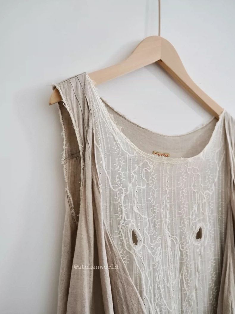 Kapital Kountry Embroidered Linen Dress with Antique Feel Size 36" / US 14 / IT 50 - 4 Thumbnail