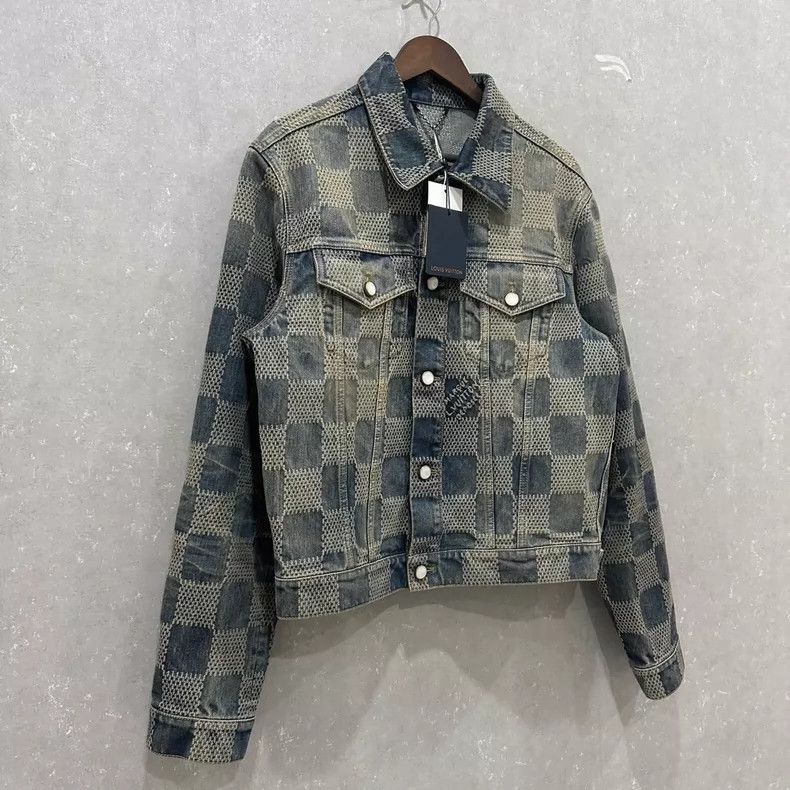 Louis Vuitton Louis Vuitton Checkerboard Denim Jacket Brand New Size US L / EU 52-54 / 3 - 3 Thumbnail