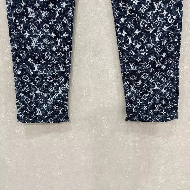 Louis Vuitton Louis Vuitton Logo Denim Pants with Slit Hem Size US 33 - 4 Thumbnail