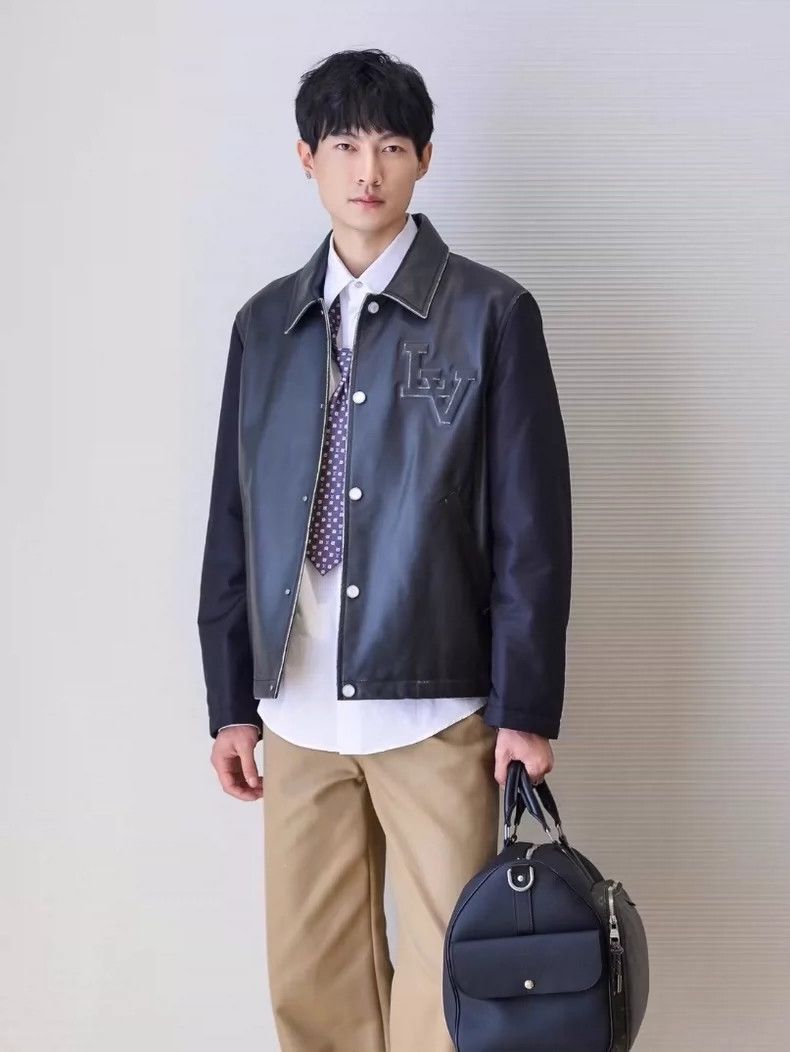 Louis Vuitton Louis Vuitton Embossed Leather Jacket for SS25 Size US L / EU 52-54 / 3 - 5 Thumbnail