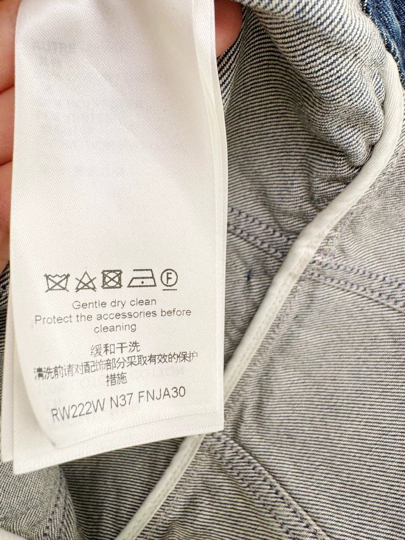 Louis Vuitton Louis Vuitton Denim Jacket Almost New Condition Size US S / EU 44-46 / 1 - 5 Thumbnail