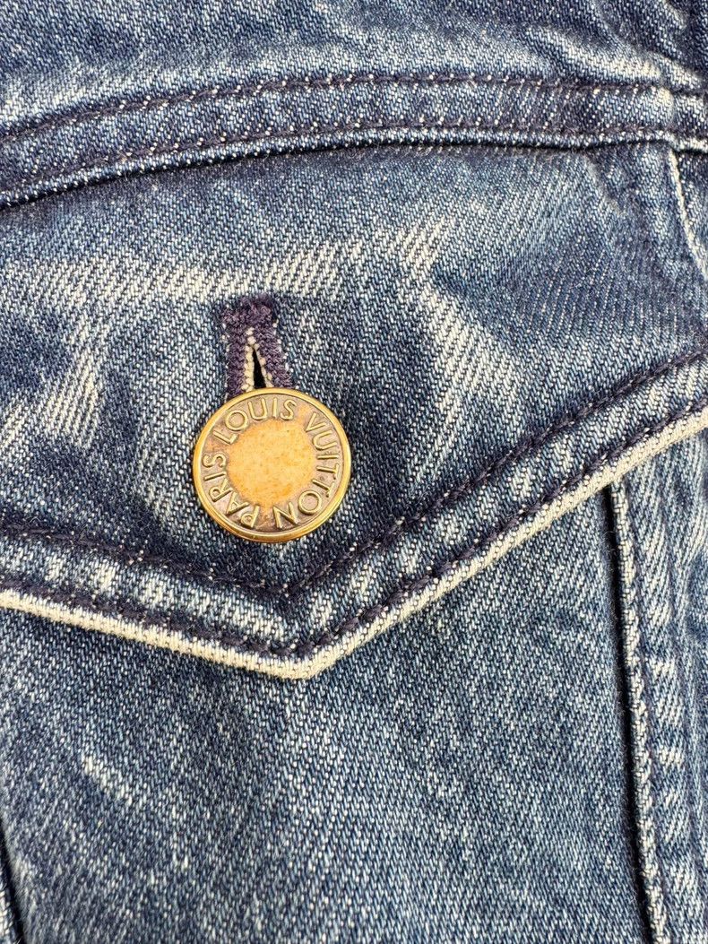 Louis Vuitton Louis Vuitton Denim Jacket Almost New Condition Size US S / EU 44-46 / 1 - 4 Thumbnail