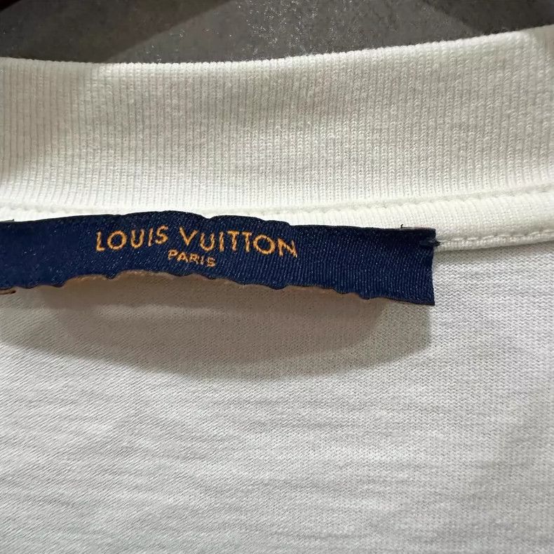 Louis Vuitton Louis Vuitton NBA Logo Short Sleeve T-Shirt Size US M / EU 48-50 / 2 - 4 Thumbnail