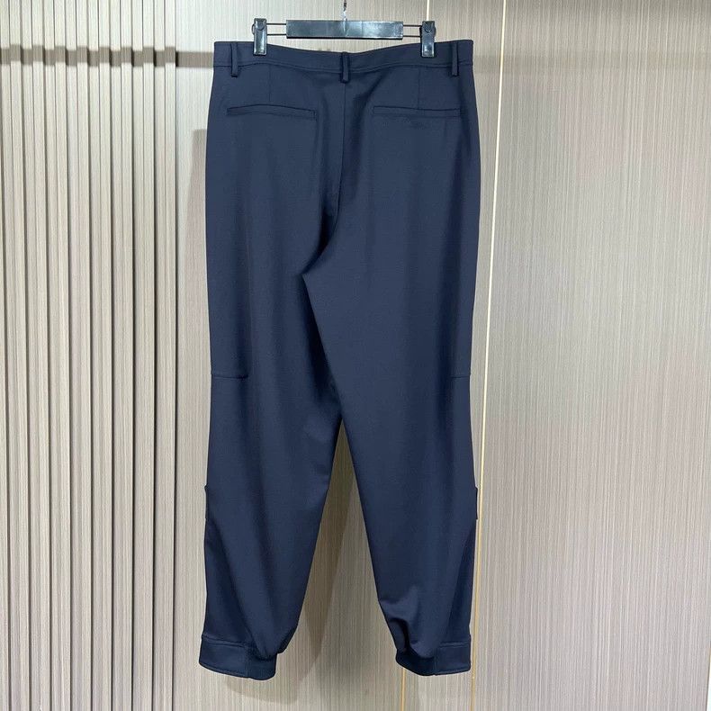 Valentino Valentino Latest Embroidered Casual Pants-yf Size US 40 / EU 56 - 2 Thumbnail