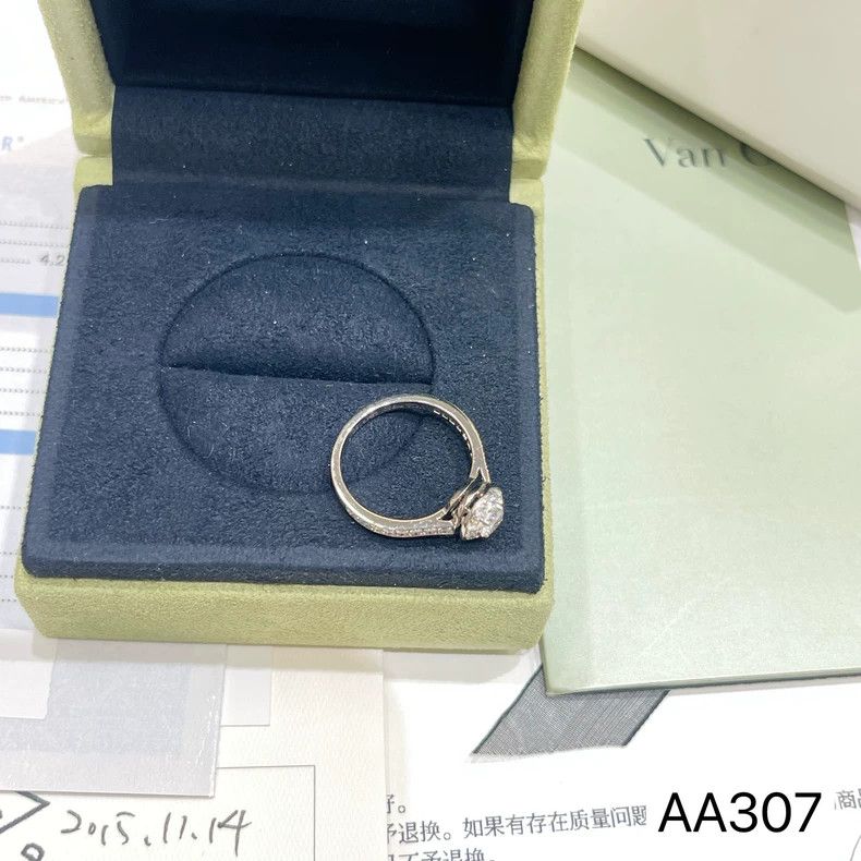 Cartier Van Cleef & Arpels Diamond Ring 0.30ct Size ONE SIZE - 5 Thumbnail