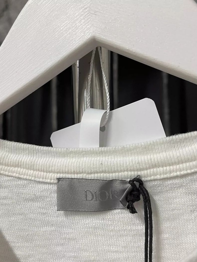 Dior Dior Short Sleeve T-Shirt in White Size US M / EU 48-50 / 2 - 6 Thumbnail