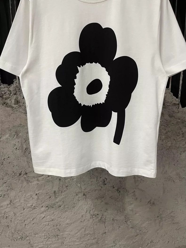 Marimekko Marimekko Short Sleeve Flower Print T-Shirt Size US XS / EU 42 / 0 - 4 Thumbnail