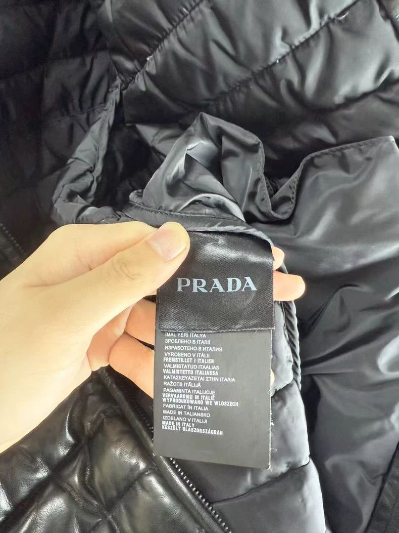 Prada Prada Black Leather Down Jacket for Sale Size US L / EU 52-54 / 3 - 4 Thumbnail
