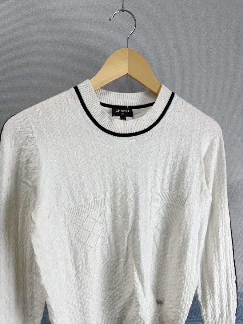Chanel Chanel White Black Striped Cashmere Knitwear Size US M / EU 48-50 / 2 - 2 Thumbnail