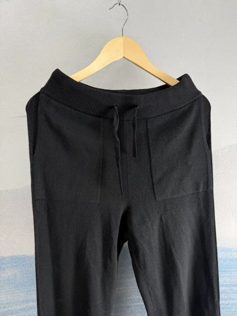 Louis Vuitton Louis Vuitton Black Cashmere Long Pants Size US 27 - 2 Thumbnail