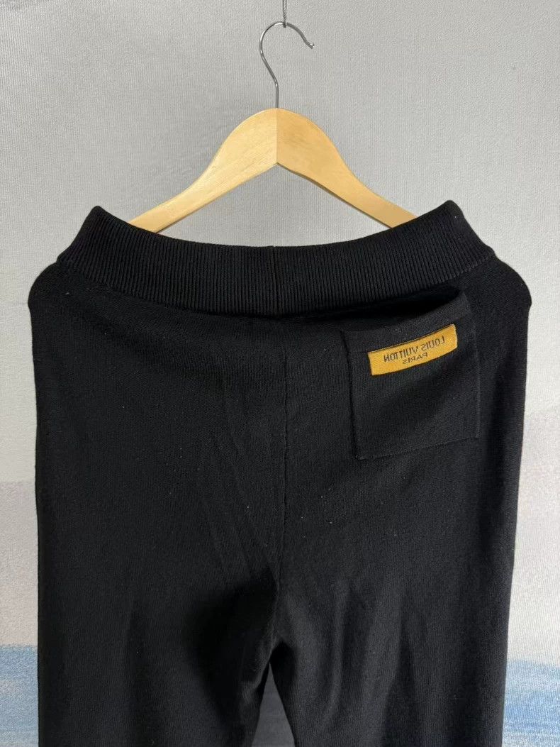 Louis Vuitton Louis Vuitton Black Cashmere Long Pants Size US 27 - 4 Thumbnail