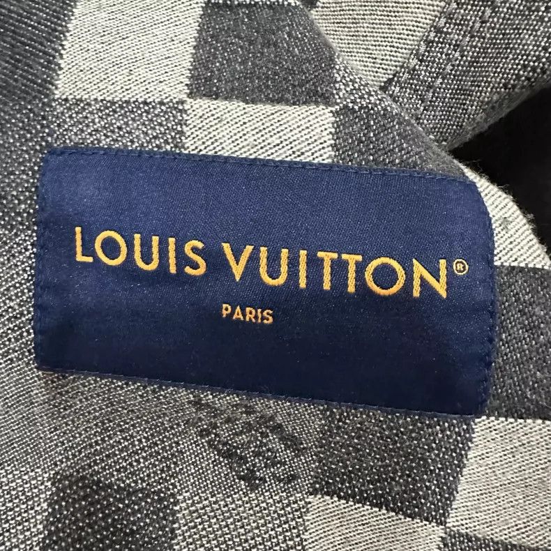 Louis Vuitton Stylish Pixel Pattern Denim Jacket for Men Size US L / EU 52-54 / 3 - 5 Thumbnail