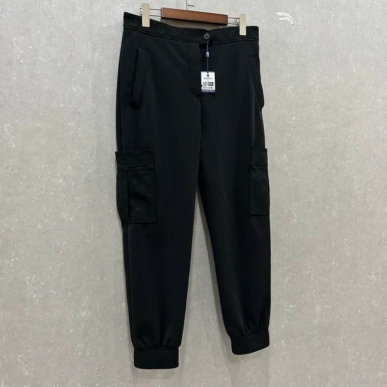 Louis Vuitton Louis Vuitton Pocket Print Sweatpants in Black Size US 31 - 3 Thumbnail
