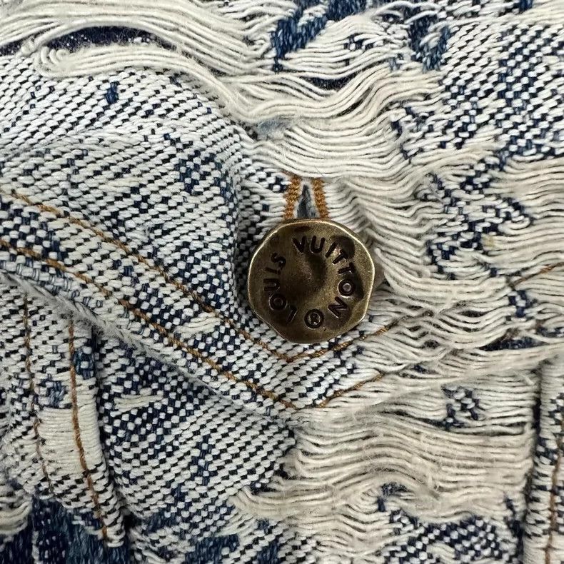 Louis Vuitton Unique Blue and White Denim Jacket Size US XXL / EU 58 / 5 - 4 Thumbnail