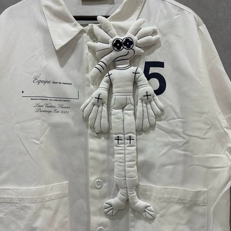 Louis Vuitton Louis Vuitton White Short Sleeve Shirt with Doll Size US XL / EU 56 / 4 - 4 Thumbnail