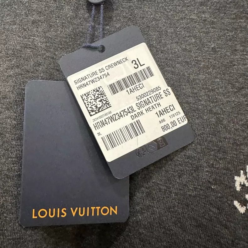 Louis Vuitton Louis Vuitton Short Sleeve Logo T-Shirt XXL Size US XXL / EU 58 / 5 - 5 Thumbnail