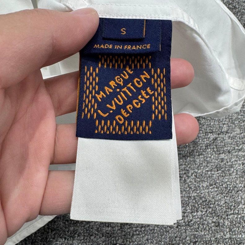 Louis Vuitton Louis Vuitton Embroidered Long Sleeve Shirt Size US S / EU 44-46 / 1 - 3 Thumbnail