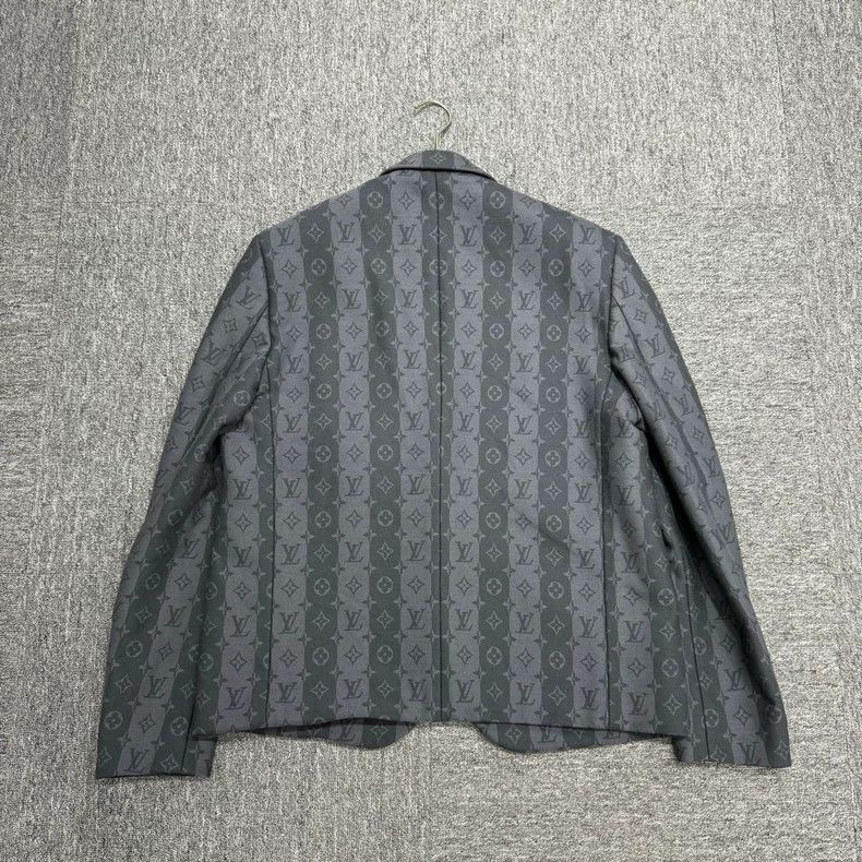 Louis Vuitton Louis Vuitton Nigo Heart Embroidered Suit Jacket Size US L / EU 52-54 / 3 - 6 Thumbnail