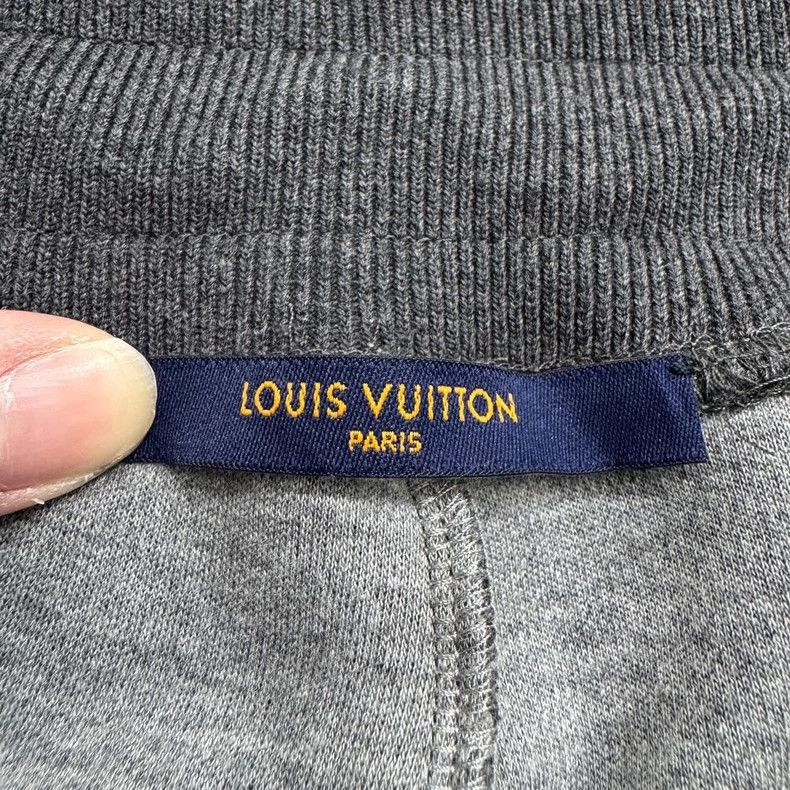 Louis Vuitton Louis Vuitton Casual Pants with Pocket Instructions Size US 30 / EU 46 - 2 Thumbnail