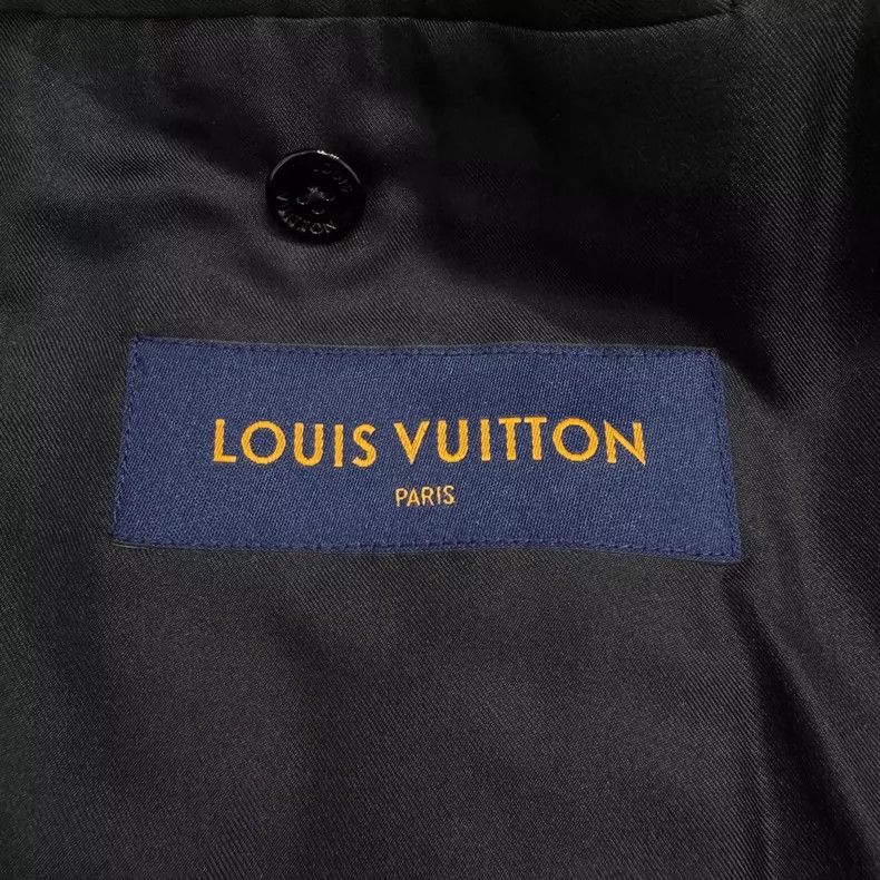 Louis Vuitton Louis Vuitton Wool Suit with Airplane Buckles Size US L / EU 52-54 / 3 - 2 Thumbnail