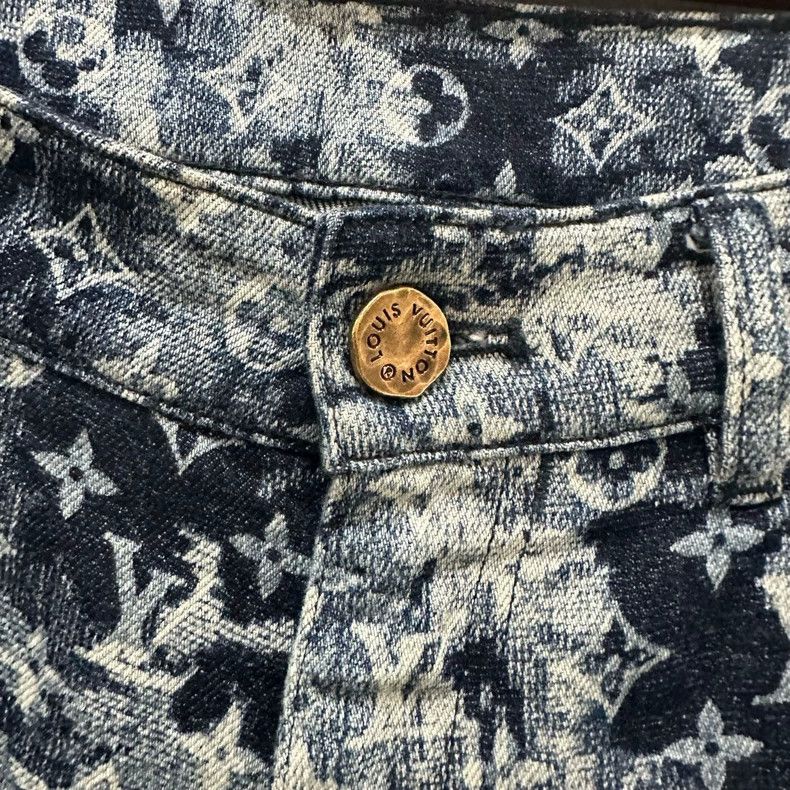 Louis Vuitton Louis Vuitton Logo Denim Pants Size 32 Size US 32 / EU 48 - 5 Thumbnail