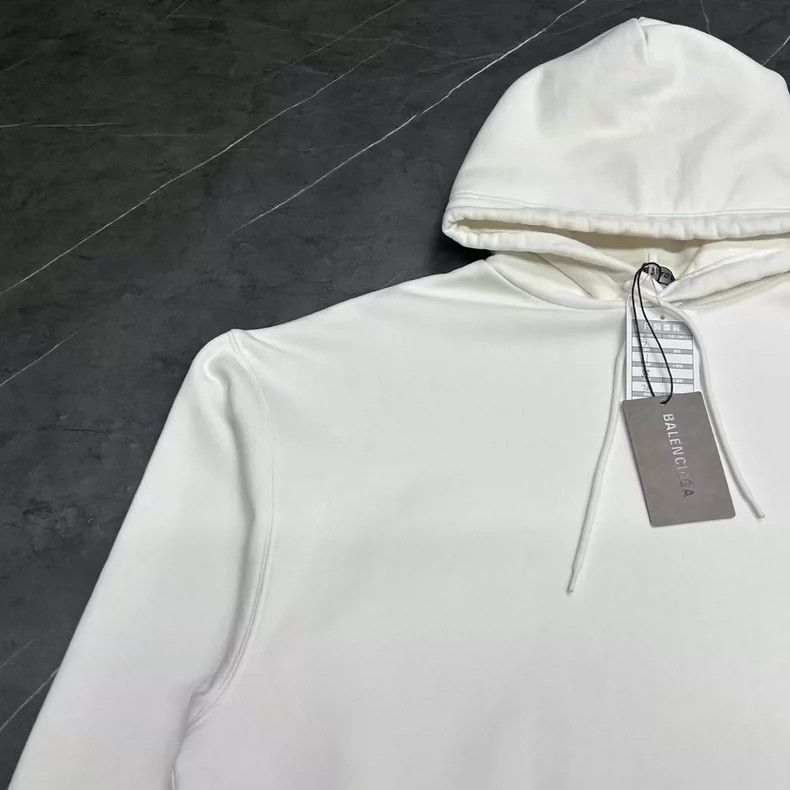 Balenciaga Balenciaga Logo Hoodie in White Size US S / EU 44-46 / 1 - 3 Thumbnail